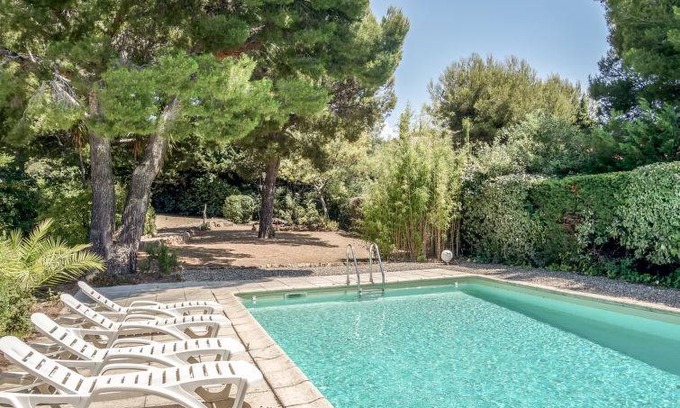 Saint-Cyr-sur-Mer House | 145 m² House ∙ 4 bedrooms ∙ 8 guests