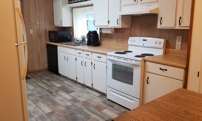 Zavalla House | 147 Lakehouse Lodge at Sam Rayburn