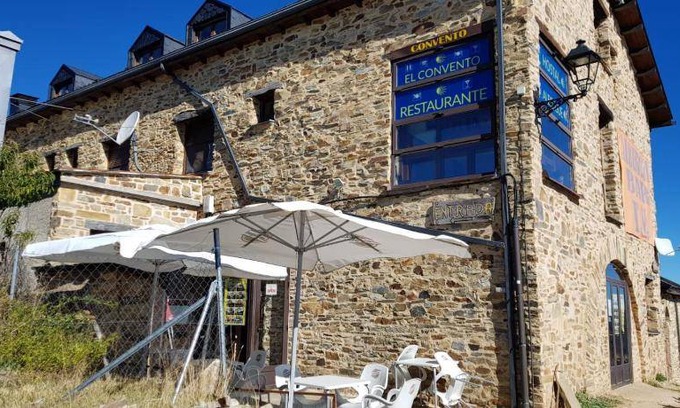 Foncebadon Bed & Breakfast | 15 m² Bed and breakfast ∙ 3 guests