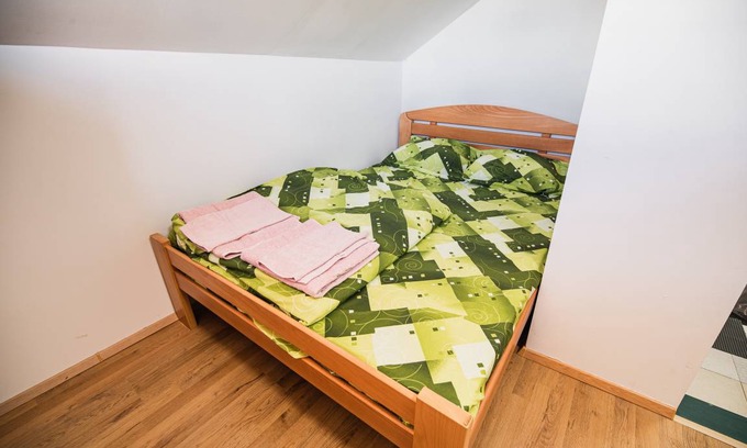 Jesenice House | 15 m² House ∙ 1 bedroom ∙ 4 guests