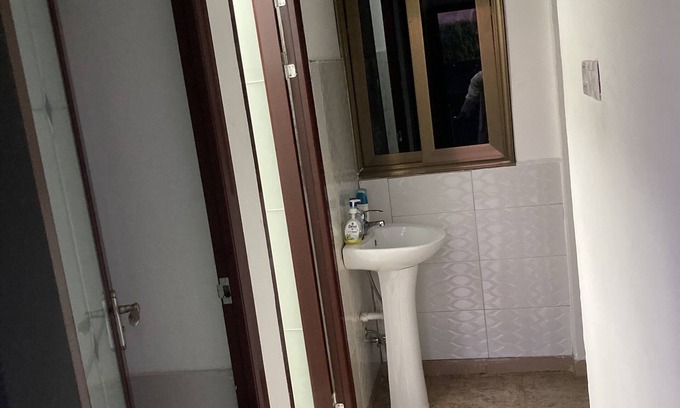 Nungua House | 15 minutes away from airport with free tour guide.