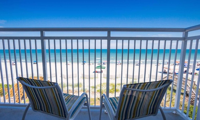 Surfside Beach Condo | *15% Off New Bookings for Stays through 2025*