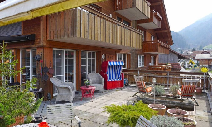 Wilderswil Apartment | 150 m² Apartment ∙ 3 bedrooms ∙ 6 guests