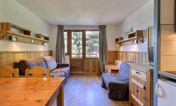 La Perriere Apartment | 150m from resort center, 9th floor, balcony, ski locker, 31m², La Tania