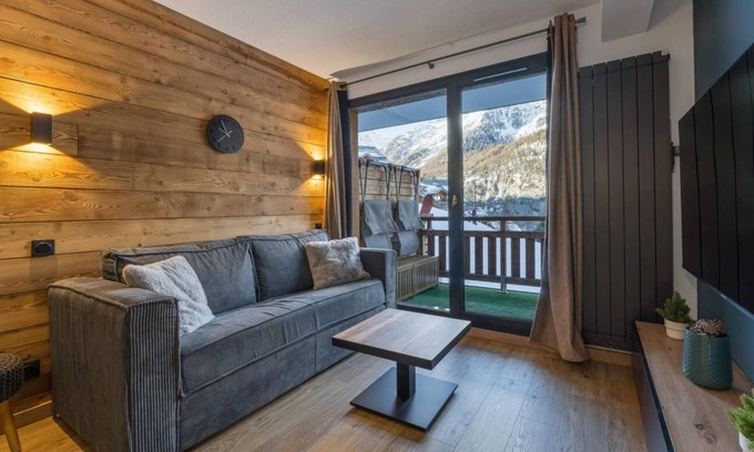 Les Orres Apartment | 150m from resort center, 3rd floor, view resort, fitness, swimming pool, sauna, balcony, tv