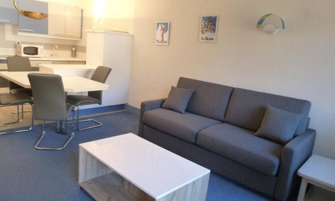 Flaine Apartment | 150m from ski slopes, 4th floor, view ski slopes, tv, 43m², Flaine