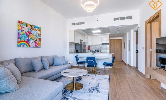 Al Satwa Apartment | 151 Residences 1 BR Apt 711 Jumeirah Garden City Shkh Zayed