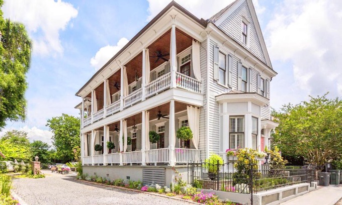 Westside House | 154B Spring Street