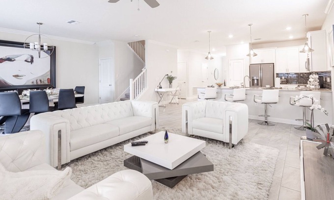 Davenport House | 1579PD: Unique ChampionsGate 8b with private pool