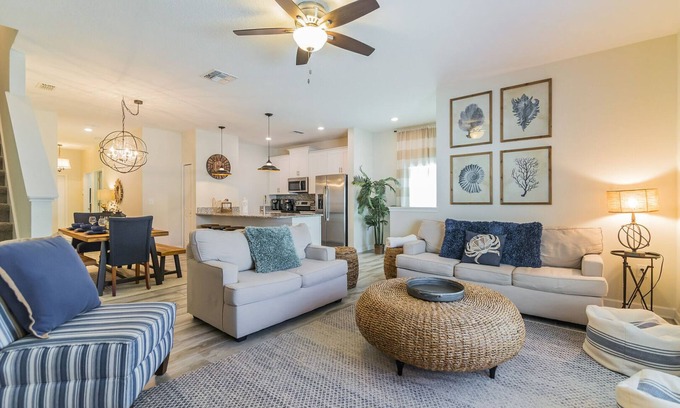 Davenport House | 1589MVD: Resort style townhome with private pool!