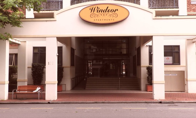 Adelaide Central Business District Apartment | 16 on Eden. Cosy 2 Bedroom apartment, Central CBD location. Long stays welcome.