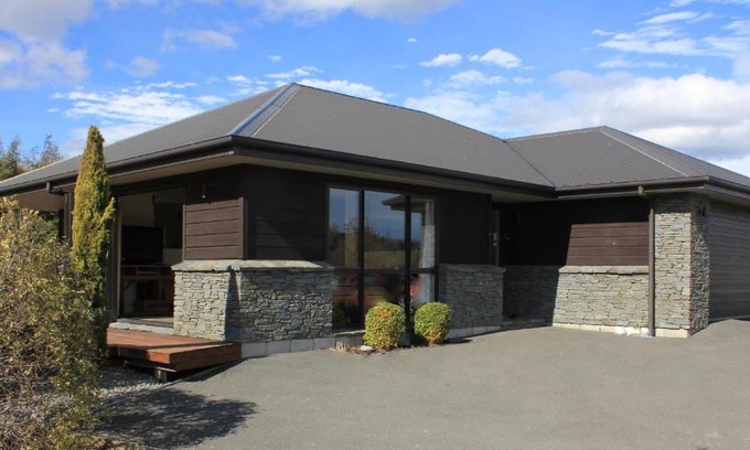 Hanmer Springs House | 16 Rutherford Crescent
