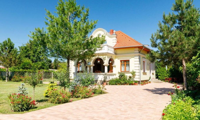 Balatonoszod Other | 160 m² Accommodation ∙ 2 bedrooms ∙ 10 guests