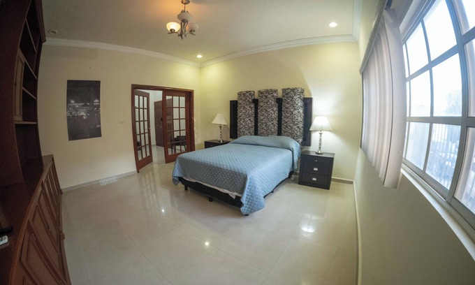 Torreon House | 17 Large room for two people