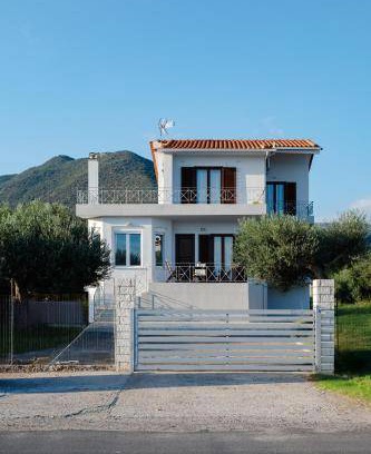 Marathias Villa | 170 m² Villa ∙ 3 bedrooms ∙ 7 guests