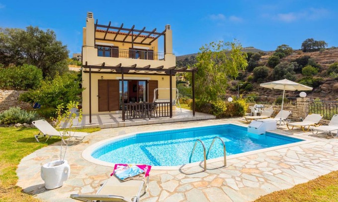 Maroulas Villa | 175 m² Villa ∙ 3 bedrooms ∙ 6 guests