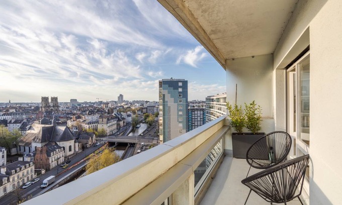 Bourg-l'Eveque Apartment | 18 m² Apartment ∙ 2 guests