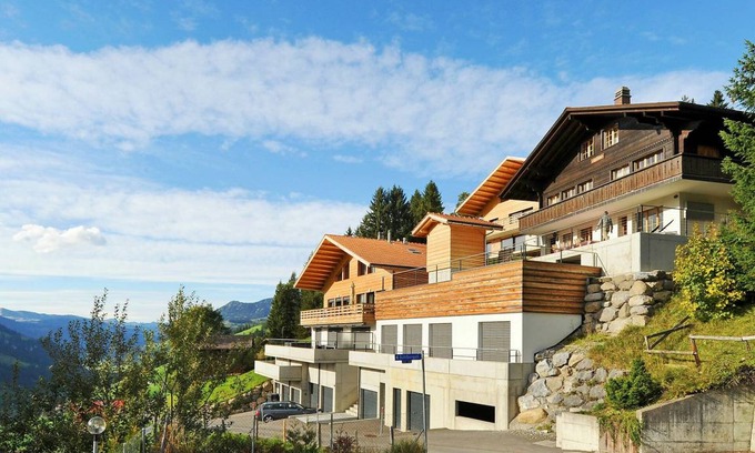 Lenk House | 180 m² House ∙ 5 bedrooms ∙ 10 guests