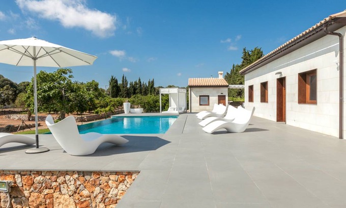 Llubi Villa | 180 m² Villa ∙ 3 bedrooms ∙ 6 guests