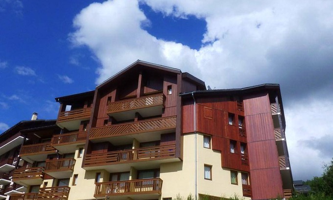 Vallandry Apartment | 180m from ski slopes, view mountain, balcony, tv, ski locker, 27m², Peisey-Vallandry