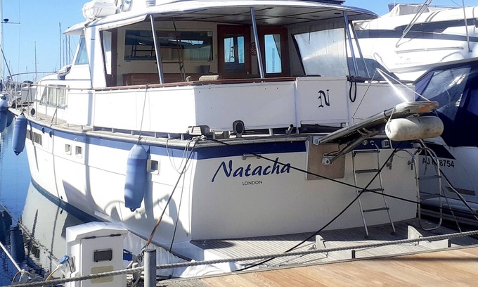 Cap d'Agde Boat Rental | 18m yacht at the quay