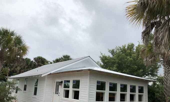 Stuart Cottage | 1920's Cottage in Stuart, Florida