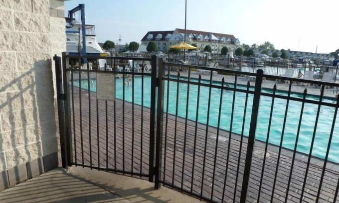 Spring Lake Condo | 1920 Sqe Ft of Luxury in Spring Lake , Adjoining the Marina