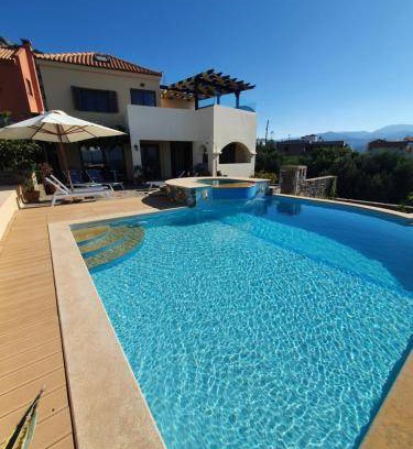 Istron Villa | 195 m² Villa ∙ 3 bedrooms ∙ 6 guests