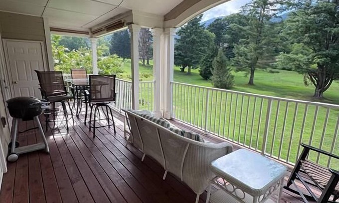 Maggie Valley Condo | 19th Hole 3 Bedroom Condo on the 9th Green