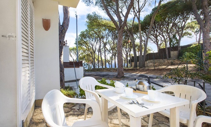 Palafrugell Apartment | 1ANC 02 - Basic 1 bedroom apartment located very close to the beach of Llafranc