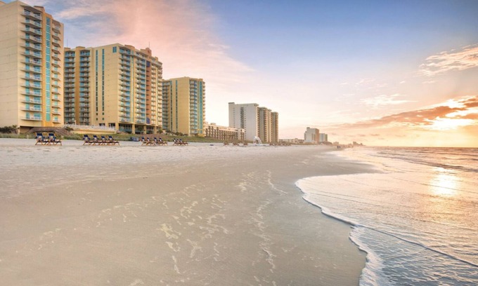 Ocean Drive Resort | 1Bed/1Bath in Myrtle Beach Heaven! Cozy Oceanfront Resort!