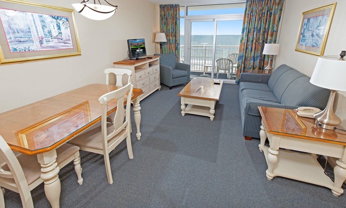 Myrtle Beach Condo | 1BR/1BA Oceanfront condo w/Kitchen & Balcony in Center of MB, #655