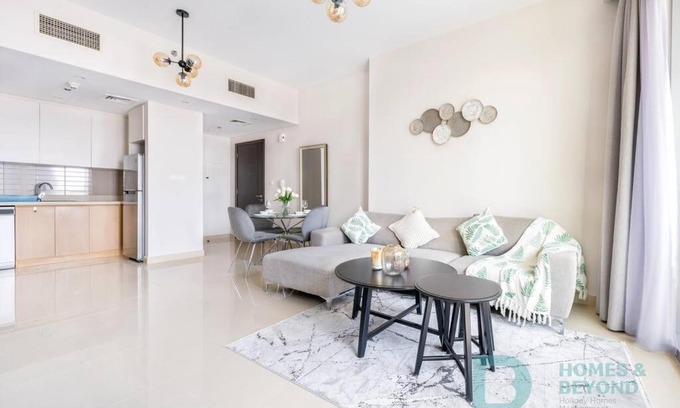 Dubai Apartment | 1BR Apartment in Harbour Views-Creek Marina view