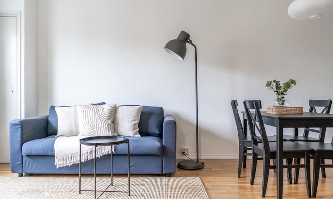 Etelainen District Apartment | 1br apartment with patio in Lauttasaari
