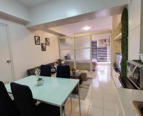 San Jose Apartment | 1BR Tagaytay Haven, Cozy Condo Escape with Pool