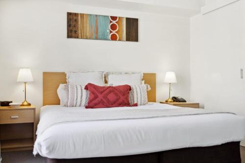 Northbridge Apartment | 1BRD 1BTH 1PRK - Northbridge Apartment
