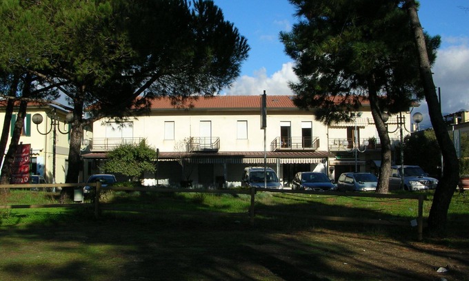 Ronchi Apartment | 1° floor holiday apartment sleeps 2/3 at 100m from the beach.Free Wifi, dogs allowed.