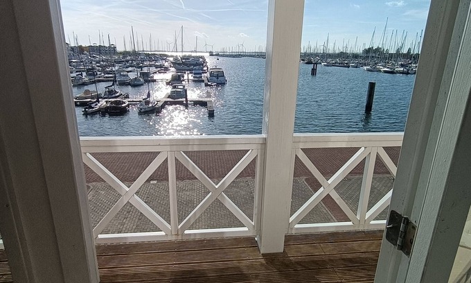 Municipality of Hellevoetsluis Villa | 1st line water front 5 Minutes to the beach and 10 mins to old town center.