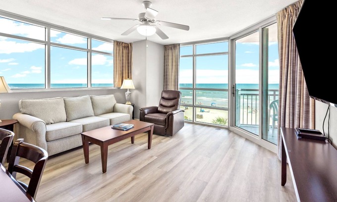 Cherry Grove Beach Condo | 1st Rate Views & Amenities - Ritzy Oceanfront Family Resort w/pools, pier restaurant/bar in Ocean Dr