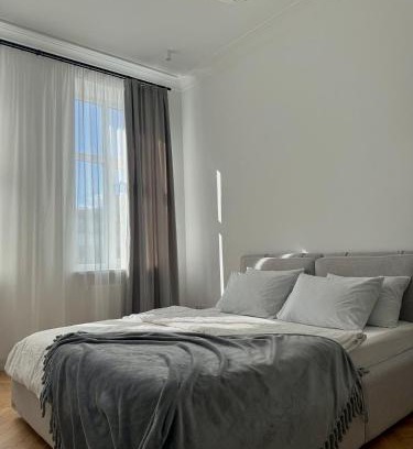 Lviv City Center Apartment | 2к квартира вул Куліша Форум