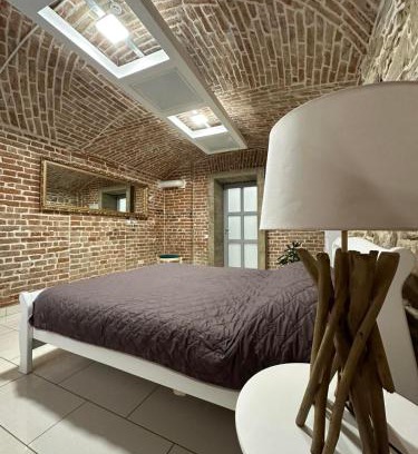 Chernovtsy Apartment | 2х кім-й Loft на площі Філармонії by Willox