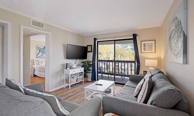 Folly Field Condo | 2-Bdrm Condo Meets Family Needs - Beach Access - New Reno's - SNOWBIRDS - C13