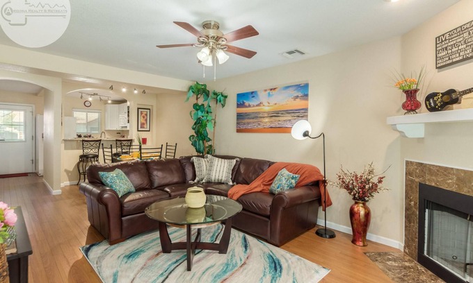 Alta Mesa House | 2 Bed/2.5Bath Poolside Getaway w/ Fireplace, Private Patio