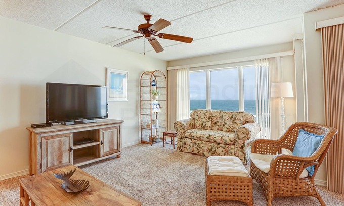 Ocean Cay Condo | 2 Bed/2 Bath, 4th floor Oceanfront condo sleeps 4. Oceanfront deck and pool.