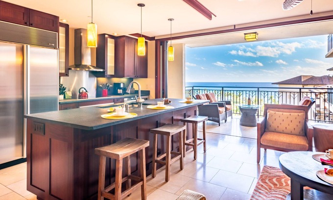 Ko Olina Condo | 2 Bed, 2 Bath Ocean and Pool View Penthouse (O1001)