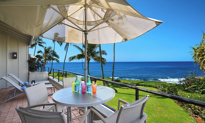 Poipu Resort | 2-Bed/2-Bath Oceanfront Condo Suite
