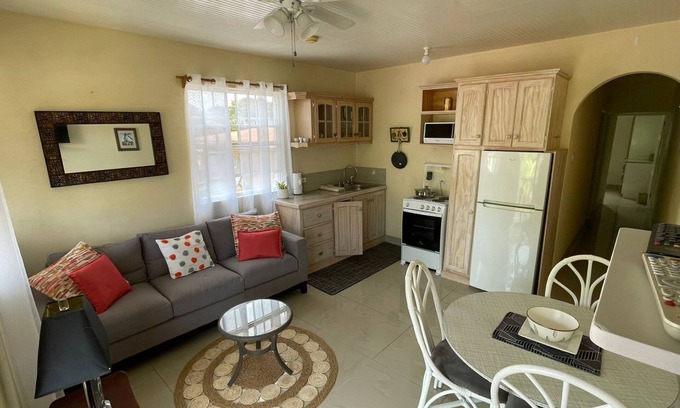St. Lawrence Gap Apartment | 2 Bed Apartment close to Dover Beach