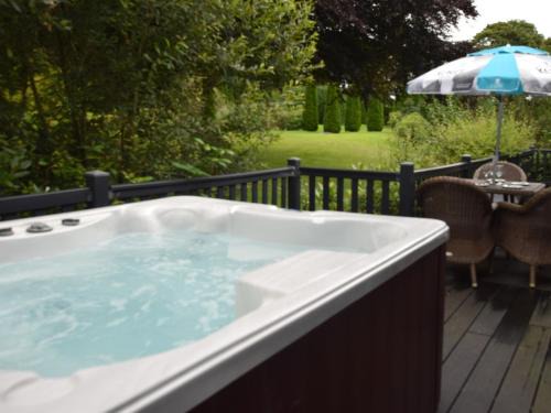 Brayford House | 2 Bed in Ilfracombe 87361