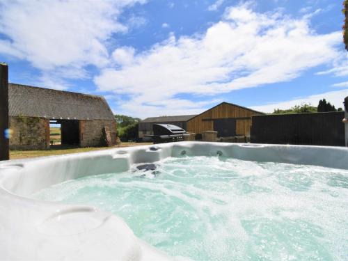 Ventnor House | 2 Bed in Ventnor 88857