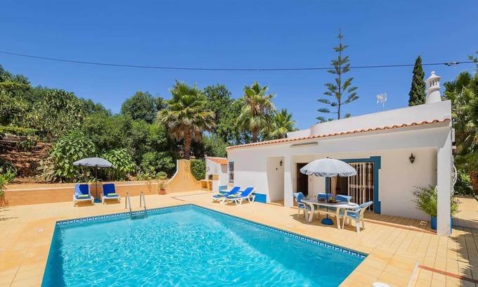 Alpouvar Villa | 2 Bed villa few minutes drive from resort centre